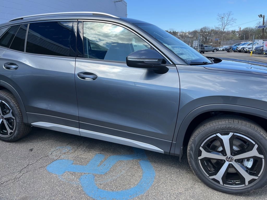 New 2026 Volkswagen Tiguan SE AWD/4WD image 5