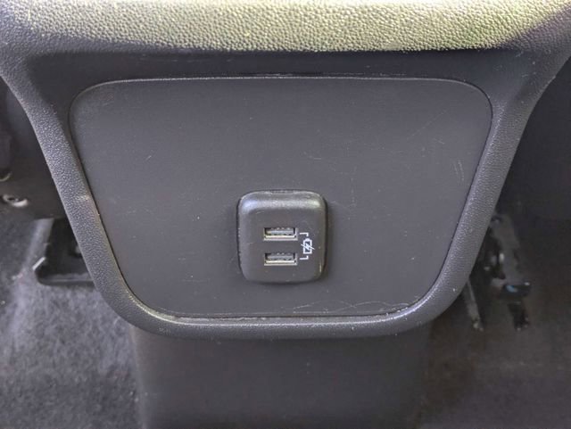 Used 2020 Chevrolet Equinox LS image 13