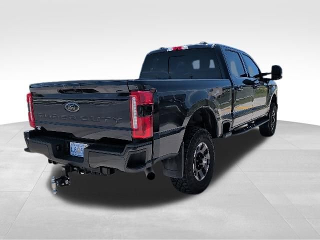 Used 2024 Ford F350 Lariat w/ Lariat Ultimate Package AWD/4WD image 3