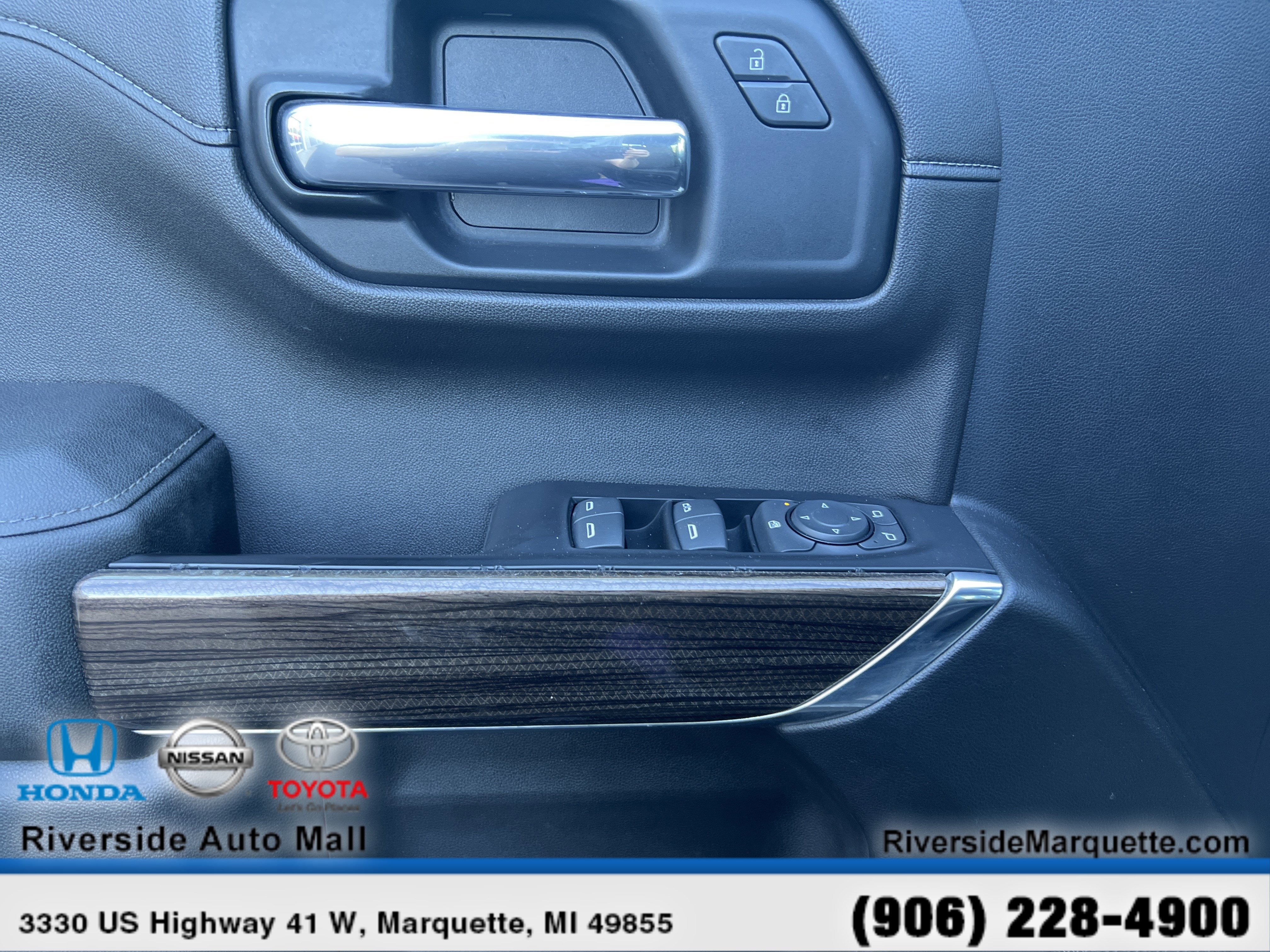 Used 2019 Chevrolet Silverado 1500 LT Trail Boss w/ Convenience Package image 23