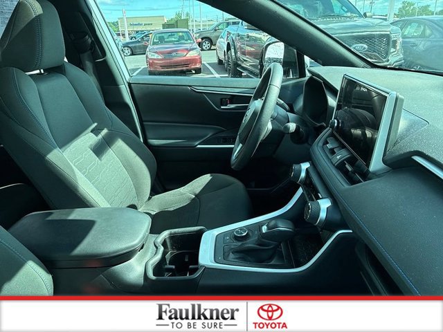 Certified 2024 Toyota RAV4 SE w/ Convenience Package AWD/4WD image 24
