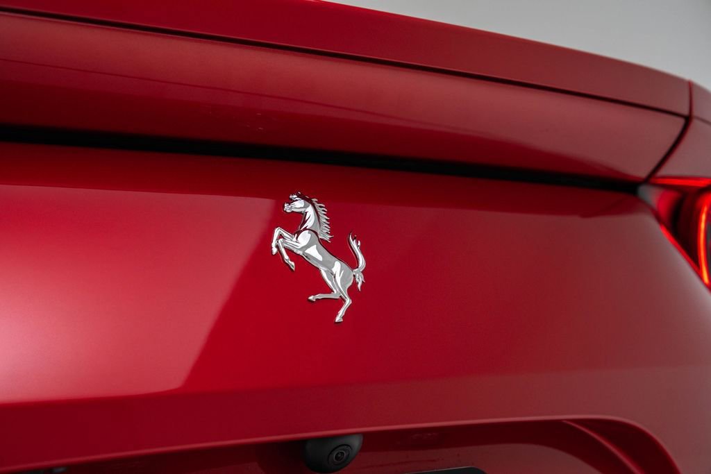 Used 2019 Ferrari 812 Superfast image 71