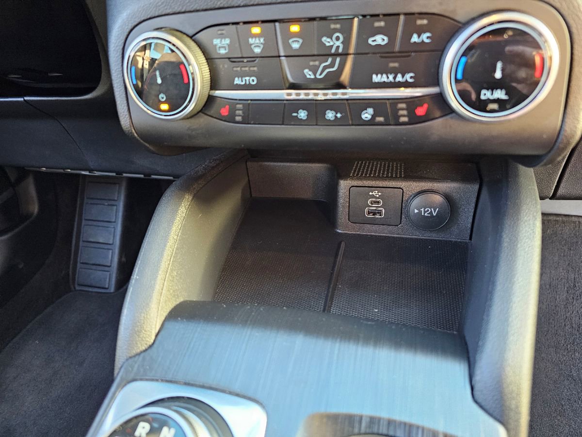 Used 2025 Ford Escape ST-Line Select image 13