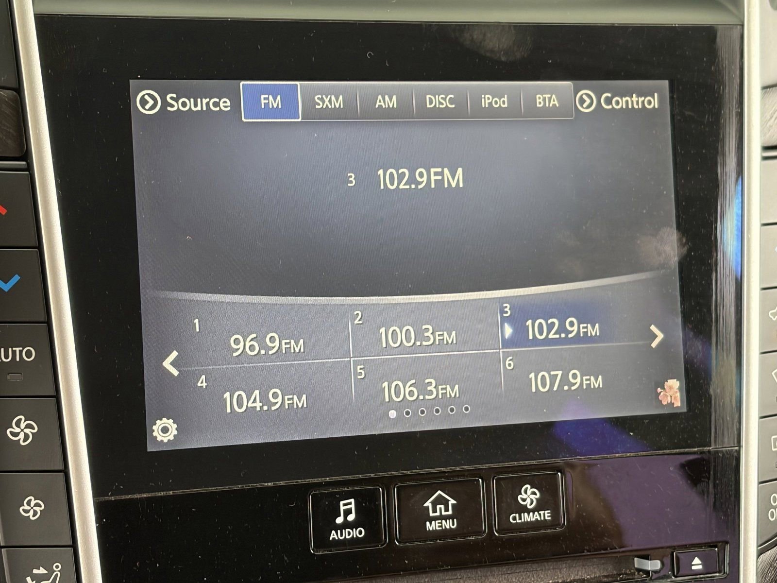 Used 2018 INFINITI Q50 Sport w/ Cargo Package (L95) image 27