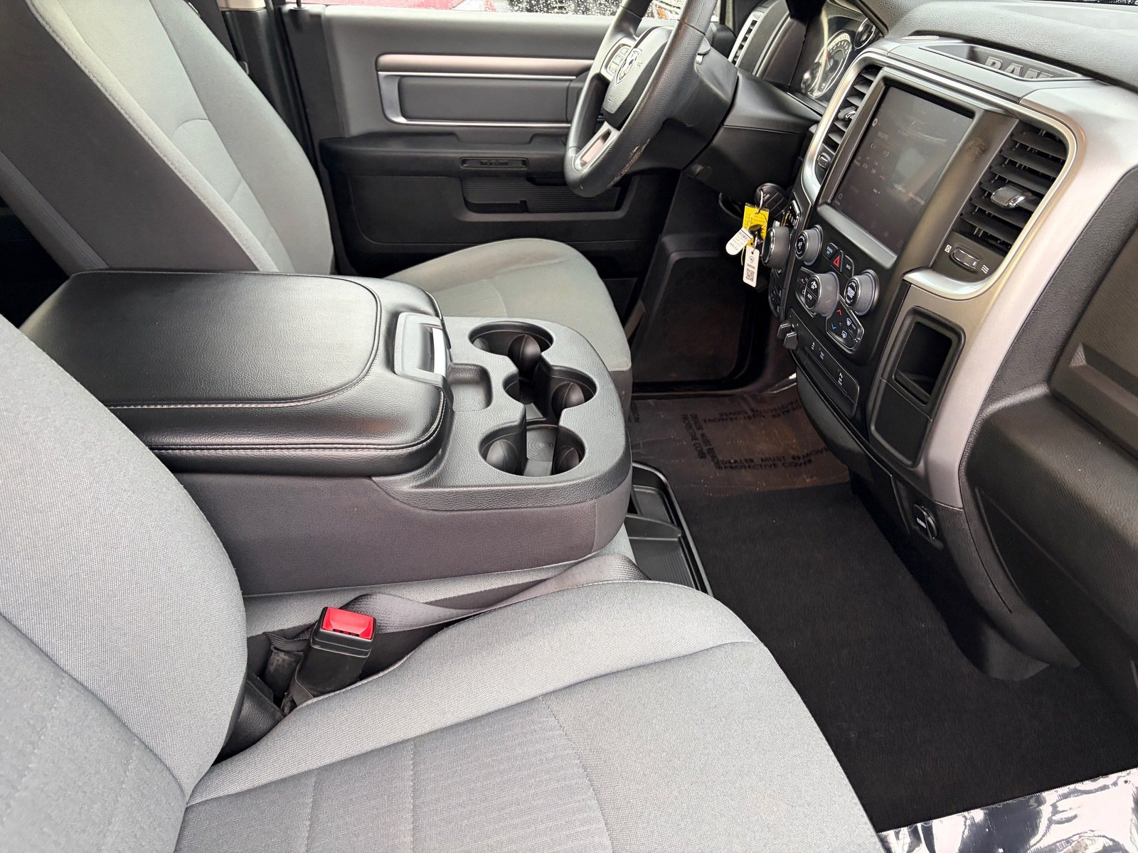 Used 2022 RAM 1500 Classic SLT w/ Electronics Group AWD/4WD image 11
