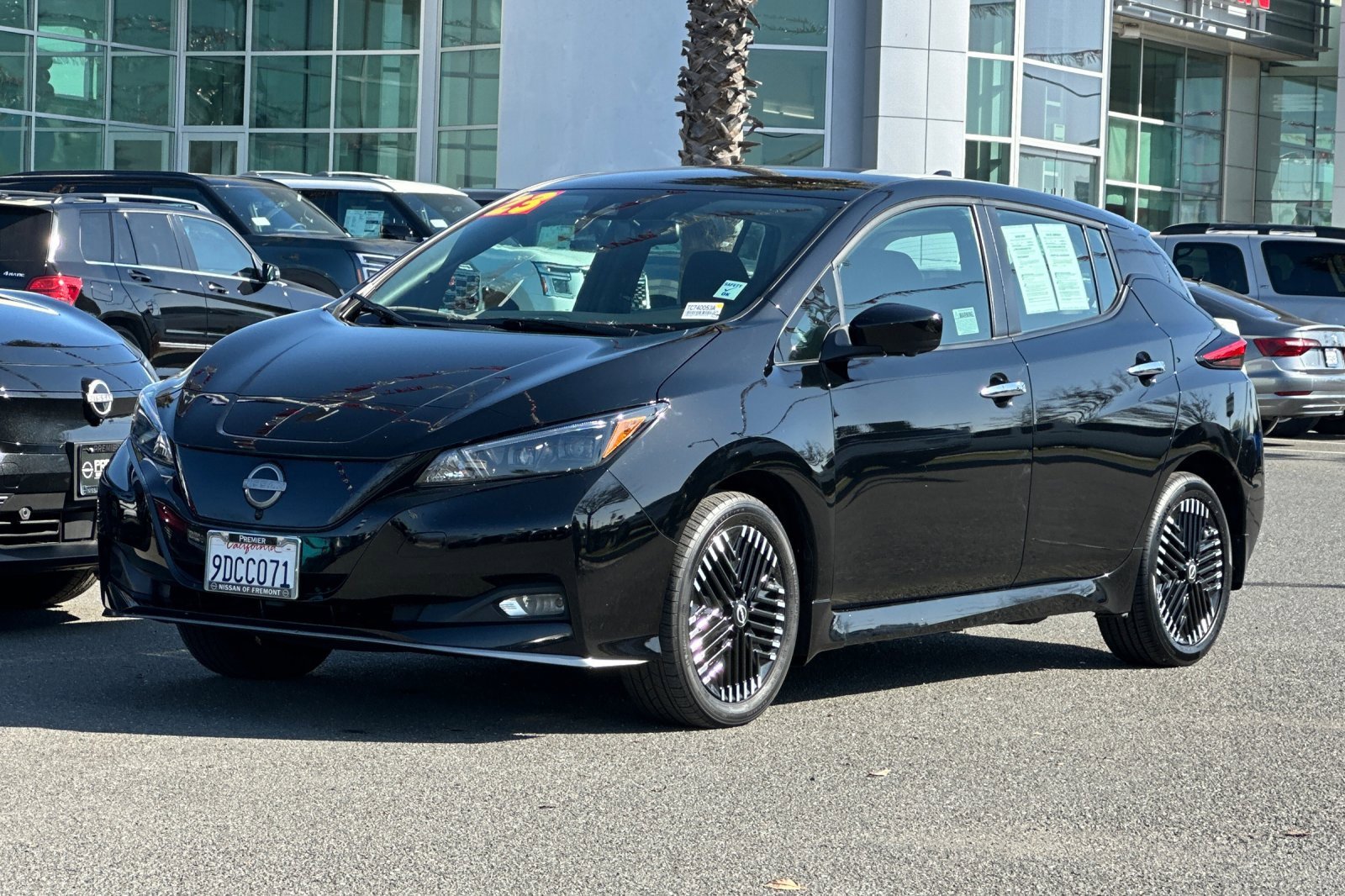 Certified 2023 Nissan Leaf SV Plus image 8