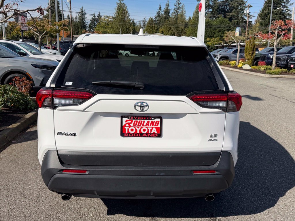 Certified 2025 Toyota RAV4 LE AWD/4WD image 8