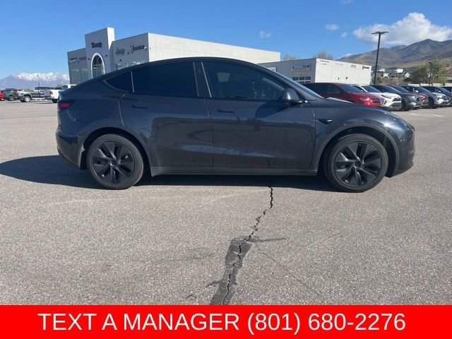 Used 2025 Tesla Model Y Long Range RWD image 2