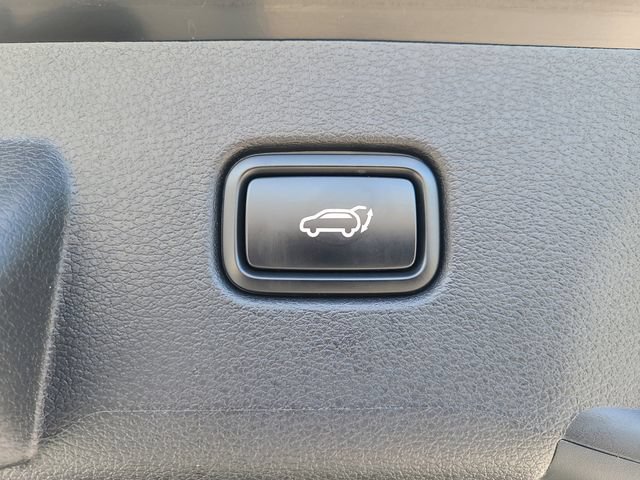Used 2025 Kia Sportage SX FWD image 6