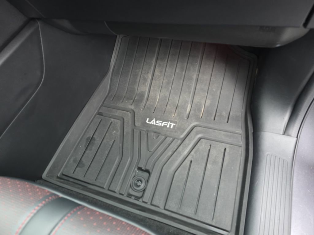 Certified 2025 Honda Pilot Black Edition image 18