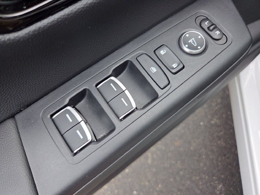 Used 2024 Honda CR-V Sport Touring image 37