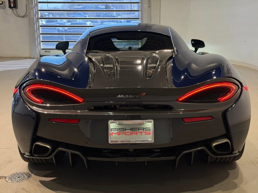 Used 2016 McLaren 570S Coupe image 11