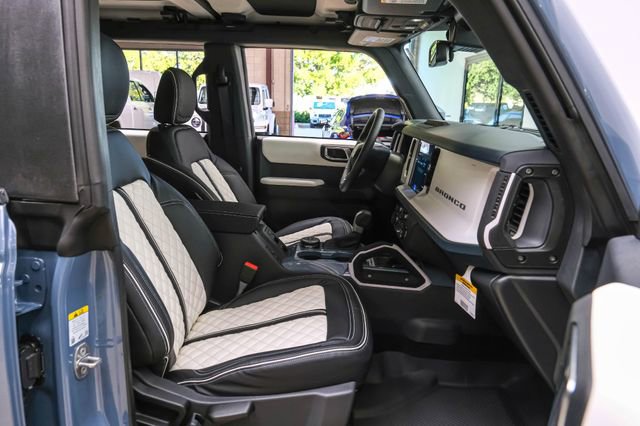 Used 2025 Ford Bronco Heritage Edition image 49