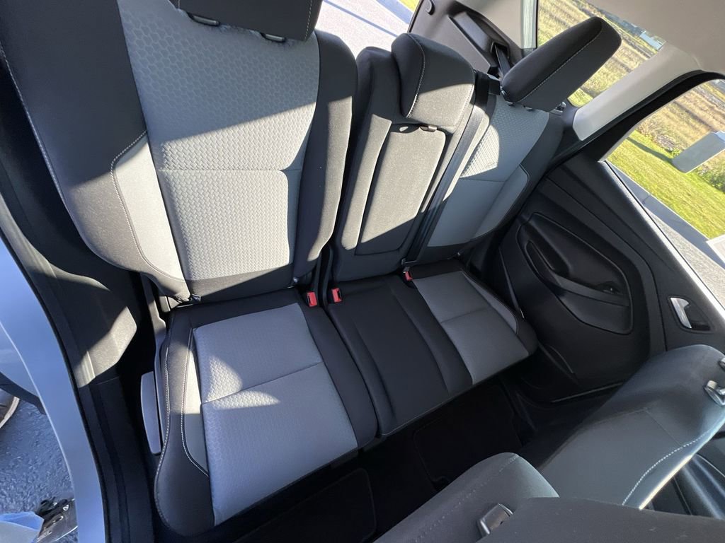 Used 2018 Ford Escape SE image 25