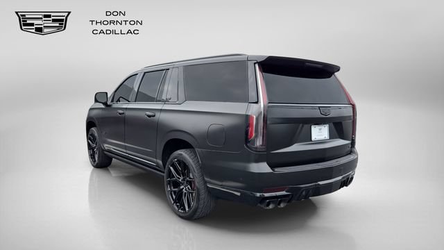 Certified 2024 Cadillac Escalade ESV V AWD/4WD image 3