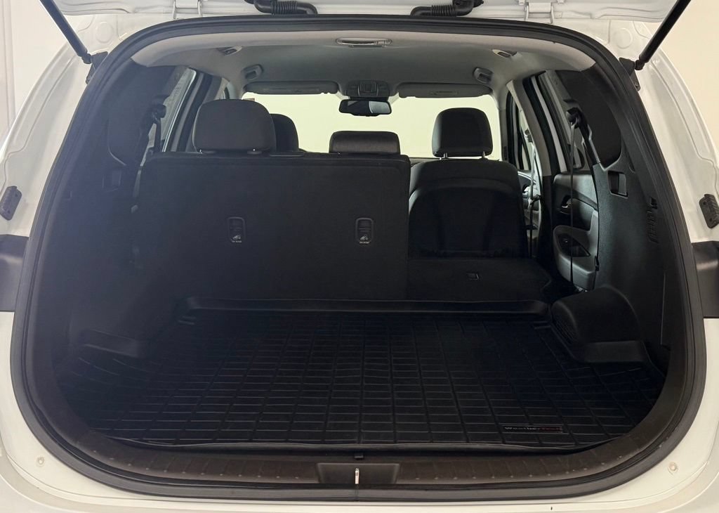 Used 2019 Hyundai Santa Fe SEL AWD/4WD image 25