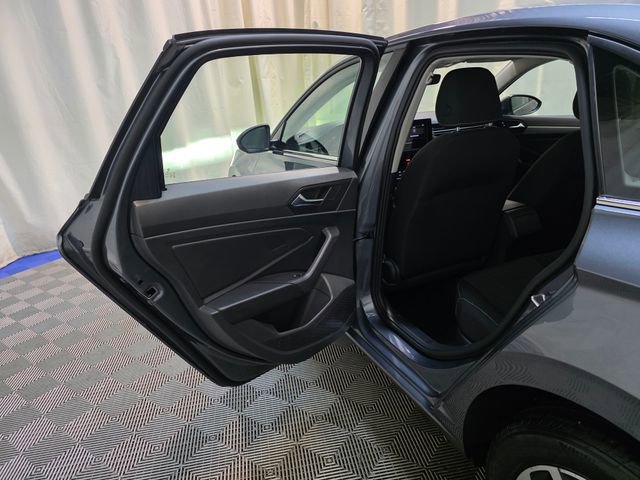Used 2025 Volkswagen Jetta S image 28