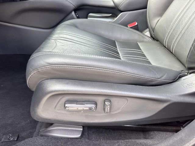 Certified 2025 Honda HR-V EX-L image 17