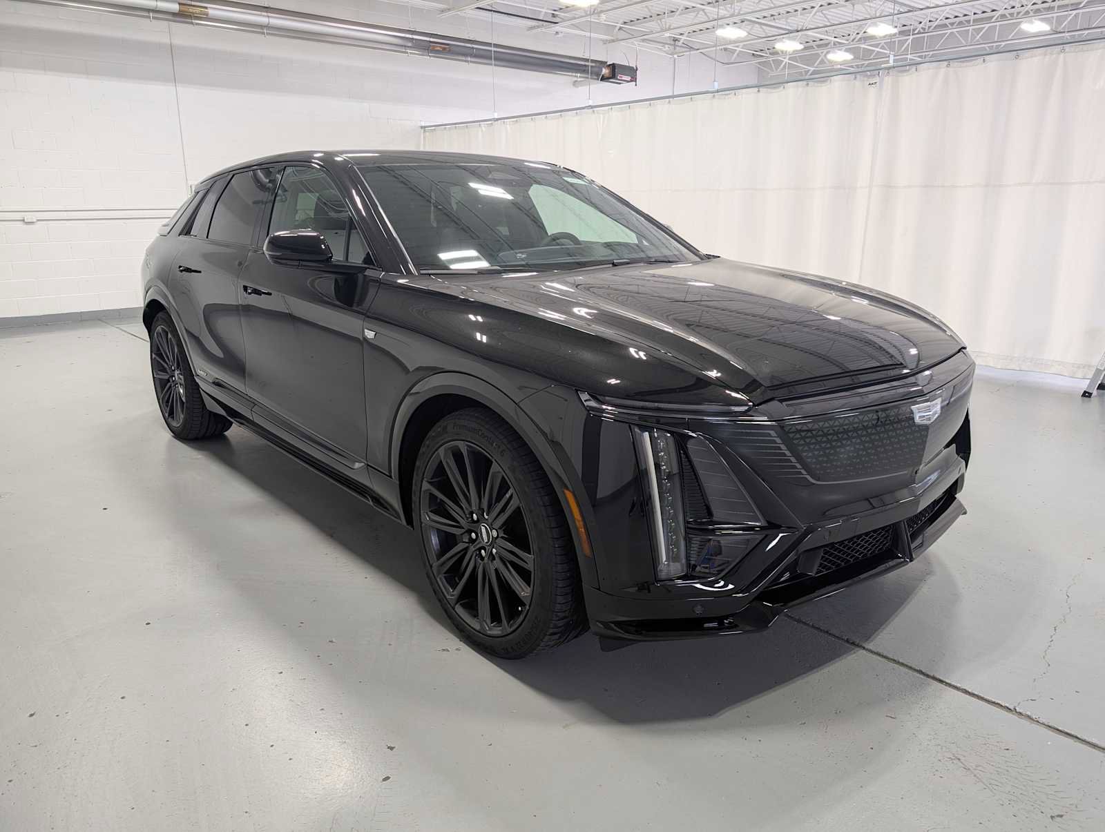 New 2026 Cadillac Lyriq V image 6