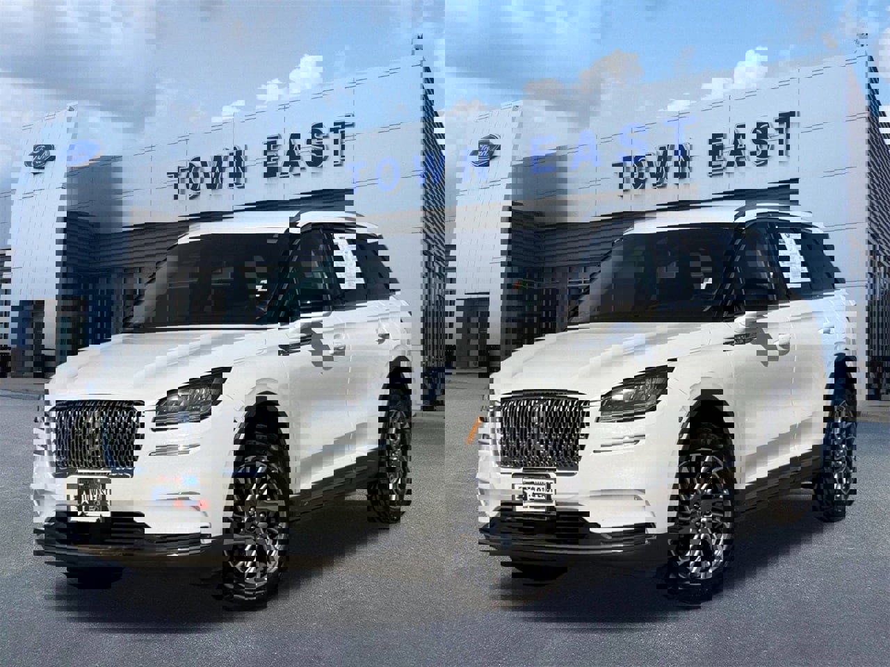 Used 2021 Lincoln Corsair FWD w/ Equipment Group 101A