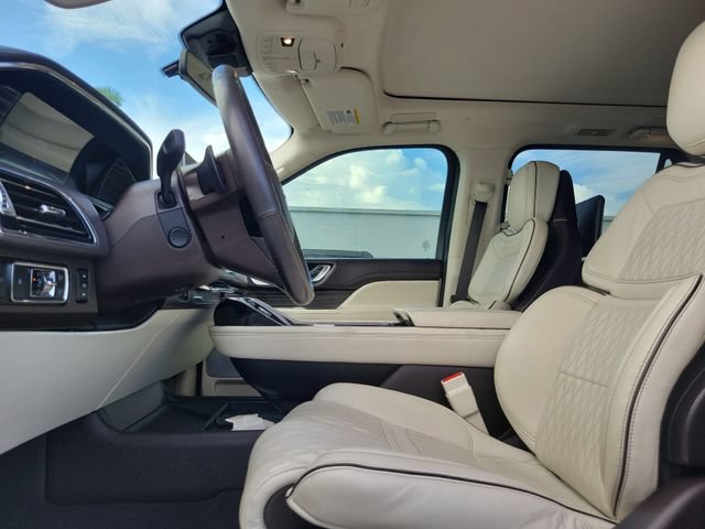 Used 2023 Lincoln Navigator L Black Label AWD/4WD image 25