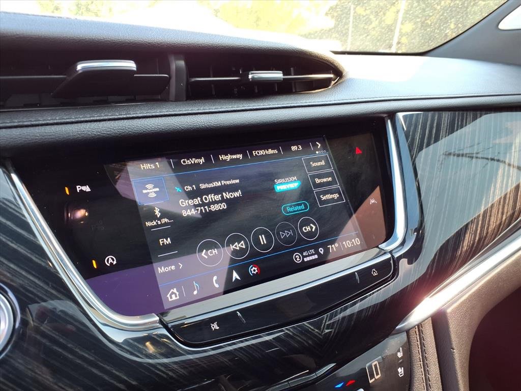 Used 2025 Cadillac XT6 Premium Luxury image 9