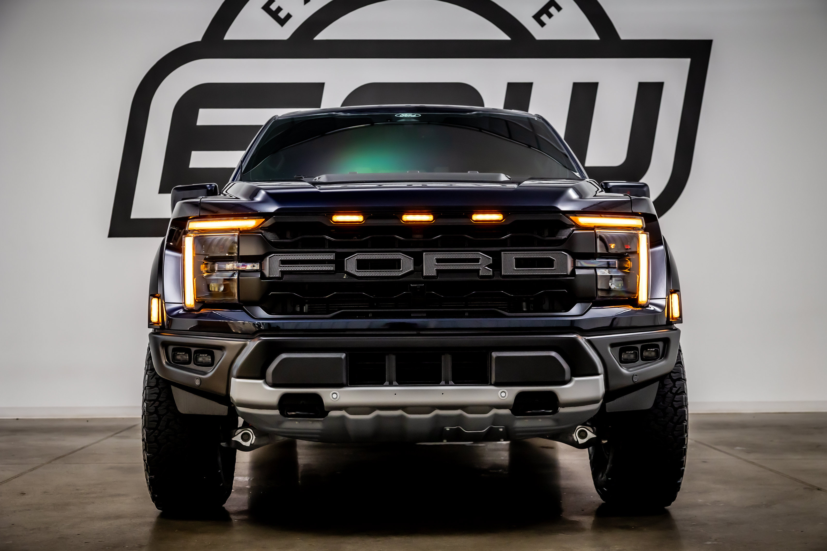 Used 2026 Ford F150 Raptor AWD/4WD image 4