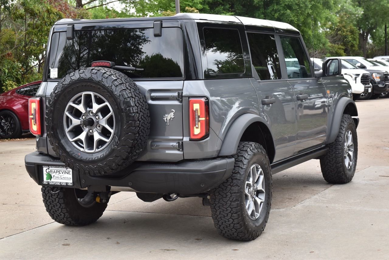 Certified 2025 Ford Bronco Badlands image 8