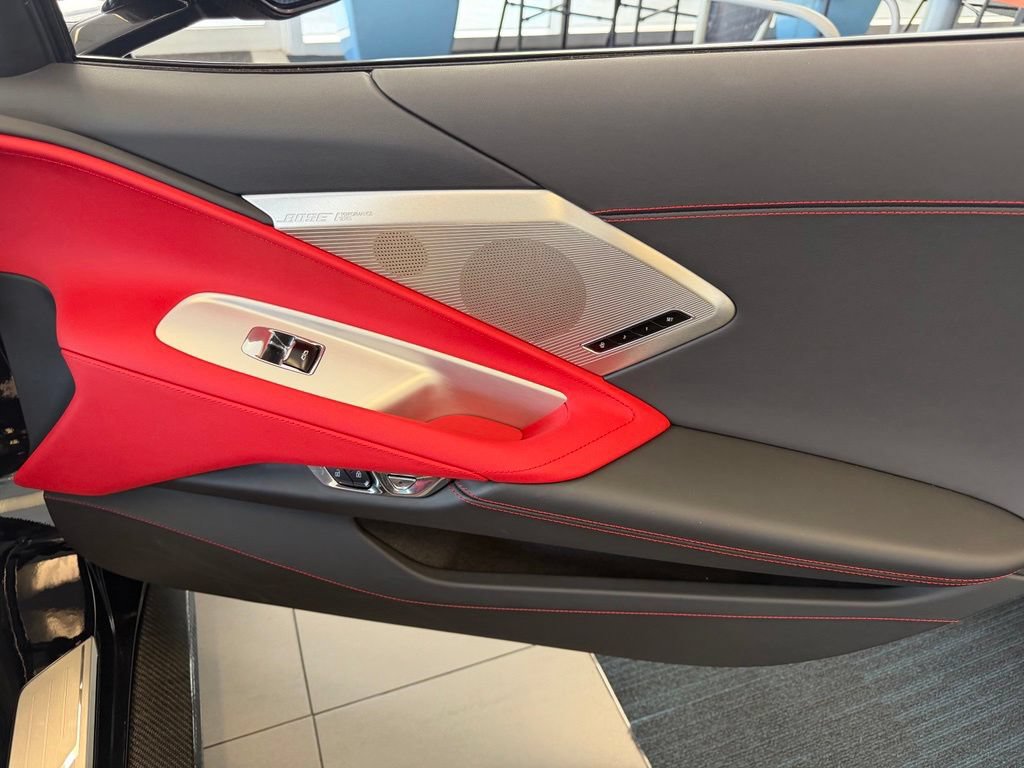 Used 2020 Chevrolet Corvette Stingray Preferred Cpe w/ 2LT Preferred Equipment Group RWD image 19