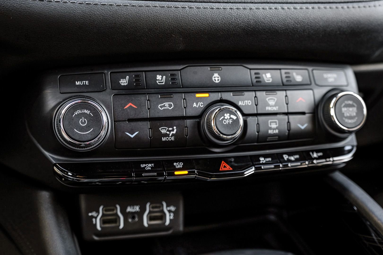 Used 2021 Dodge Durango Citadel w/ Premium Entertainment Group image 25