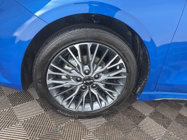 Used 2023 Kia Forte GT-Line w/ GT-Line Premium Package image 27