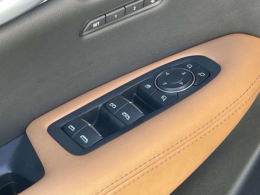 New 2025 Cadillac XT5 Premium Luxury w/ Technology Package image 16