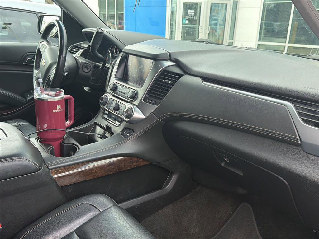Used 2018 Chevrolet Suburban LT AWD/4WD image 8