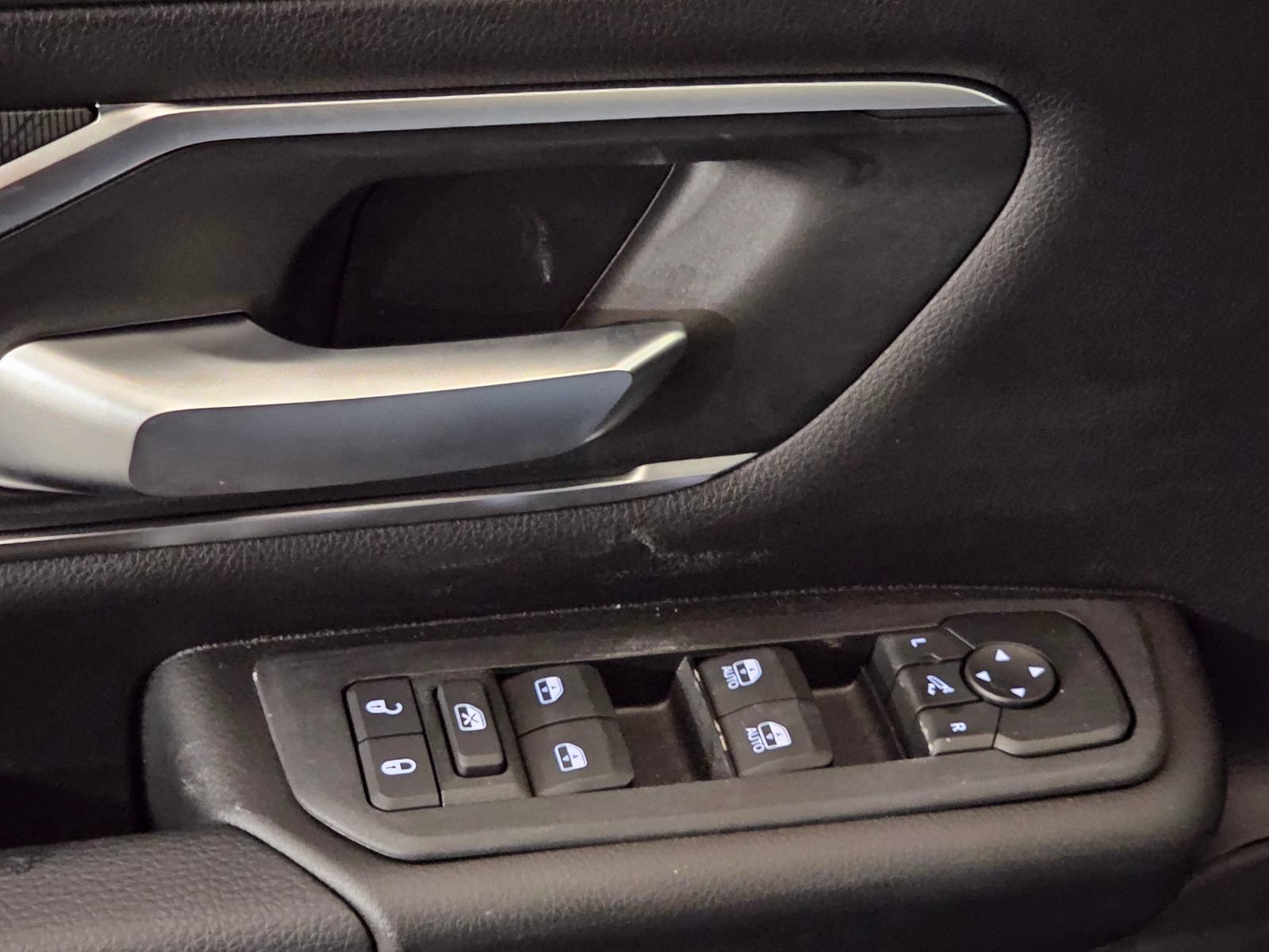 New 2026 RAM 1500 Big Horn AWD/4WD image 17