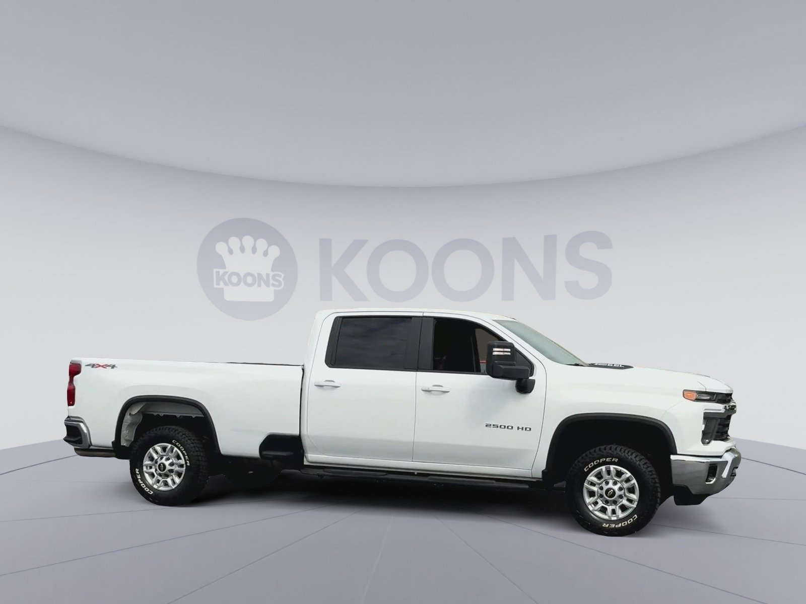 Used 2025 Chevrolet Silverado 2500 LT w/ Convenience Package image 4