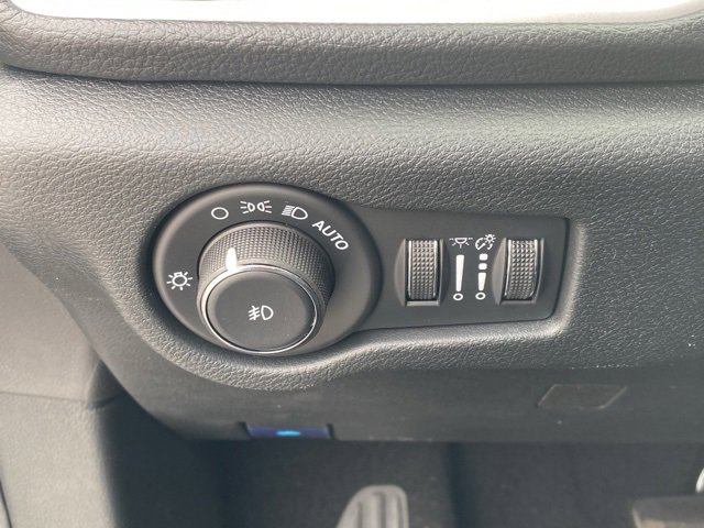 New 2026 Chrysler Pacifica Select image 25