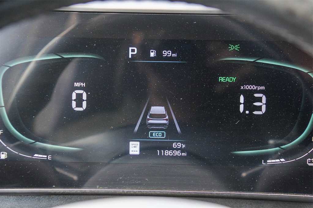 Used 2023 Kia Sportage EX w/ EX Premium Package image 24