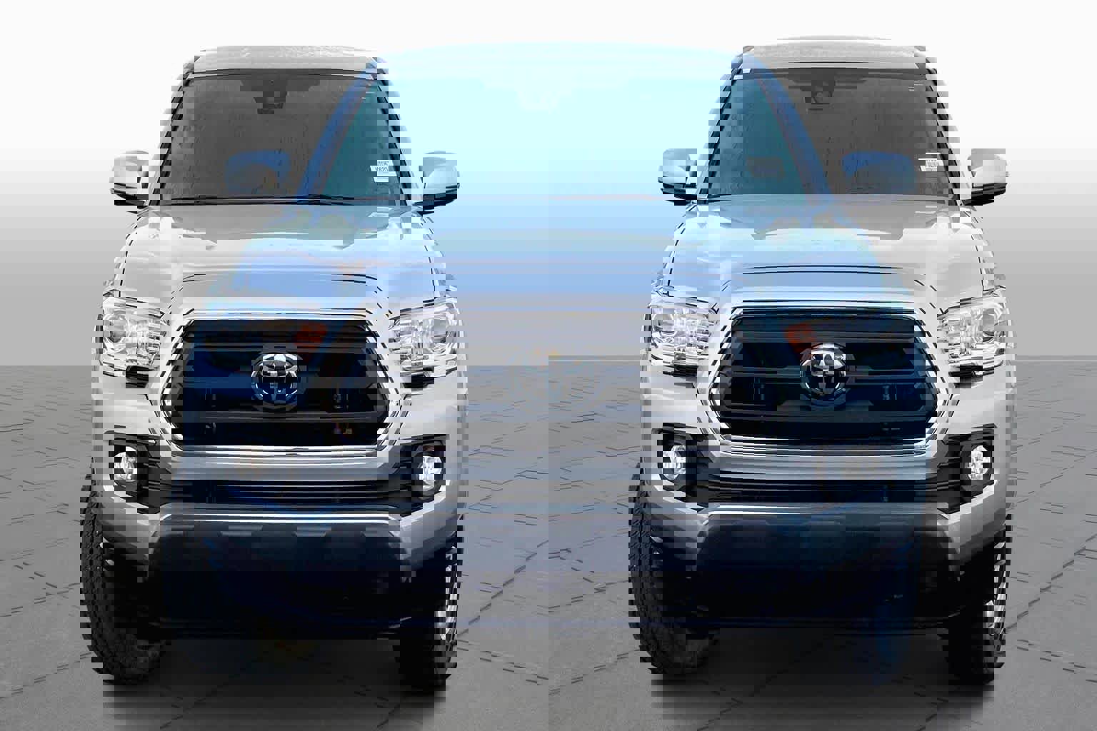 Used 2022 Toyota Tacoma SR5 image 4