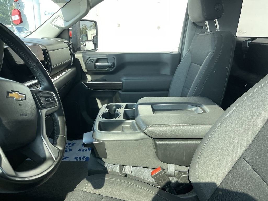 Used 2024 Chevrolet Silverado 2500 LT image 5