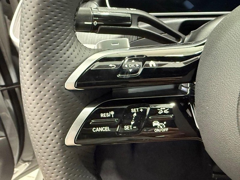 New 2026 Mercedes-Benz CLE 300 4MATIC Coupe image 11