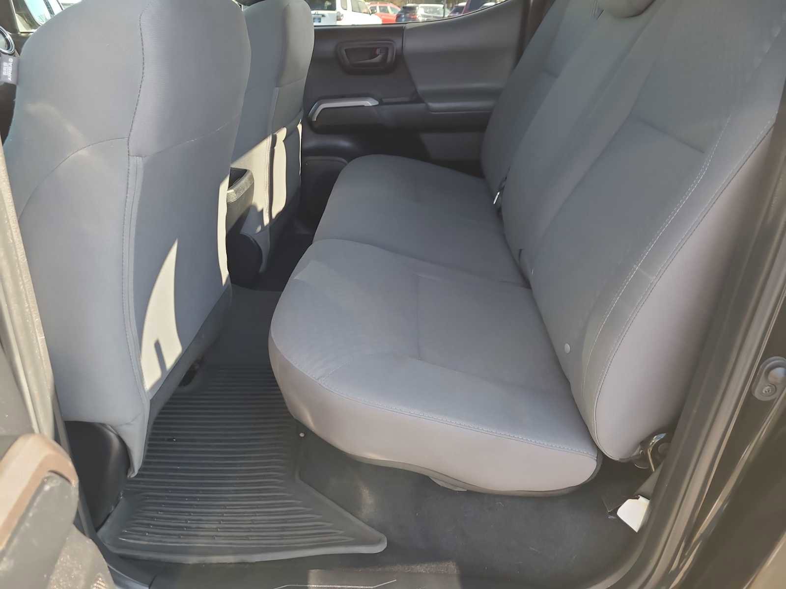 Used 2022 Toyota Tacoma SR5 image 21