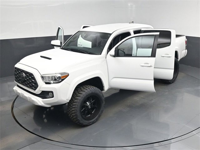 Used 2020 Toyota Tacoma TRD Off-Road image 52