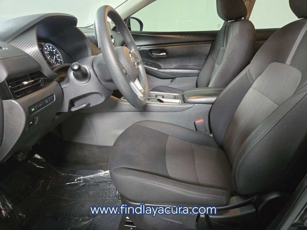 Used 2023 Nissan Sentra SV image 11