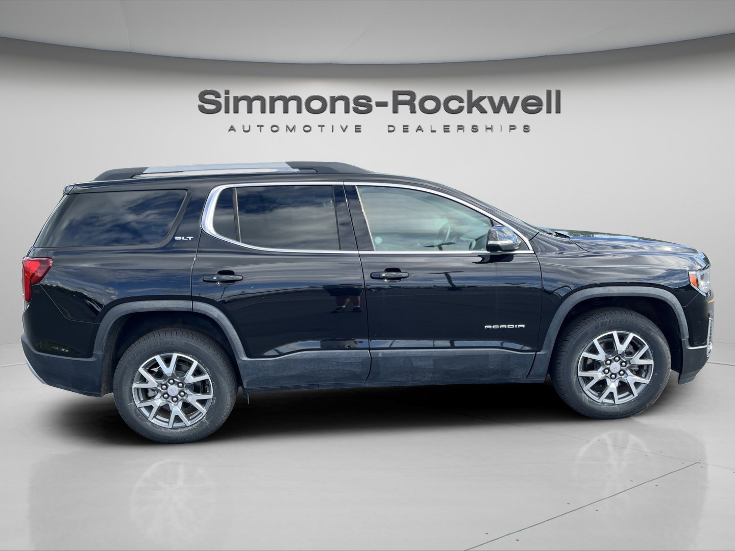 Used 2023 GMC Acadia SLT image 5