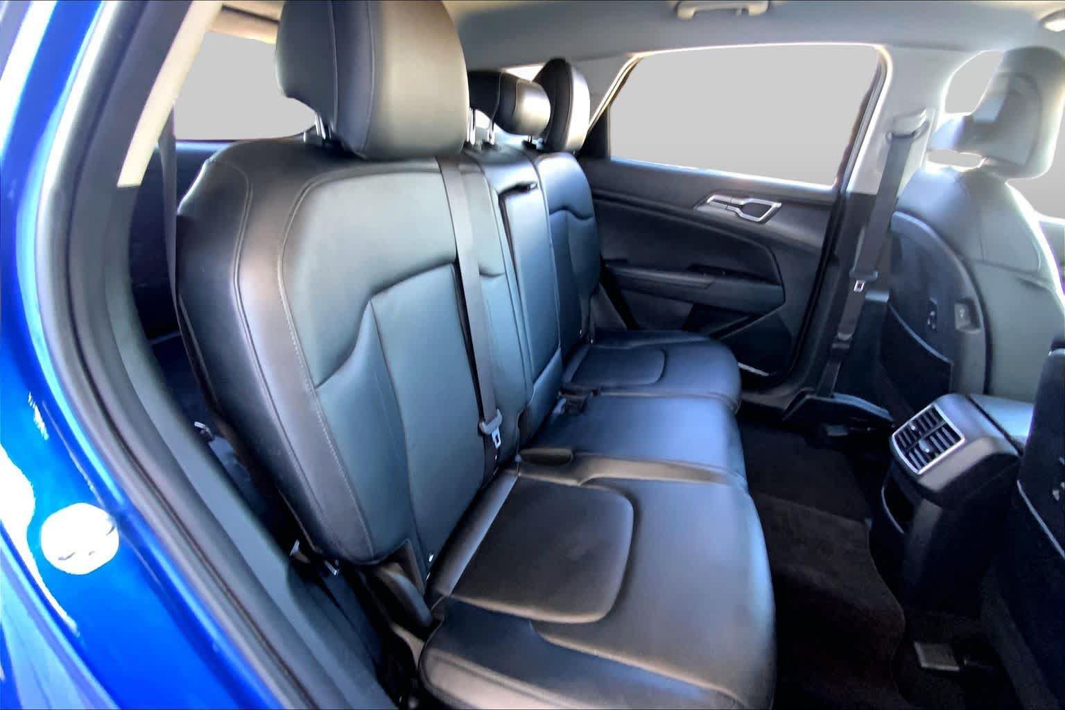 Used 2023 Kia Sportage EX AWD/4WD image 19