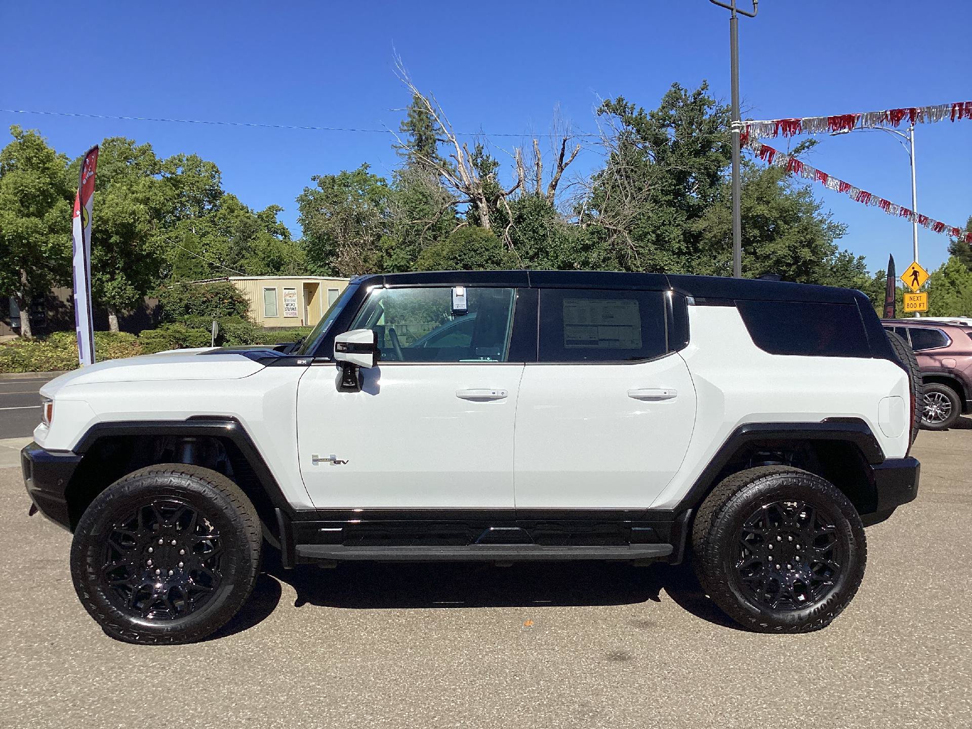 New 2025 GMC Hummer EV 2X AWD/4WD image 2