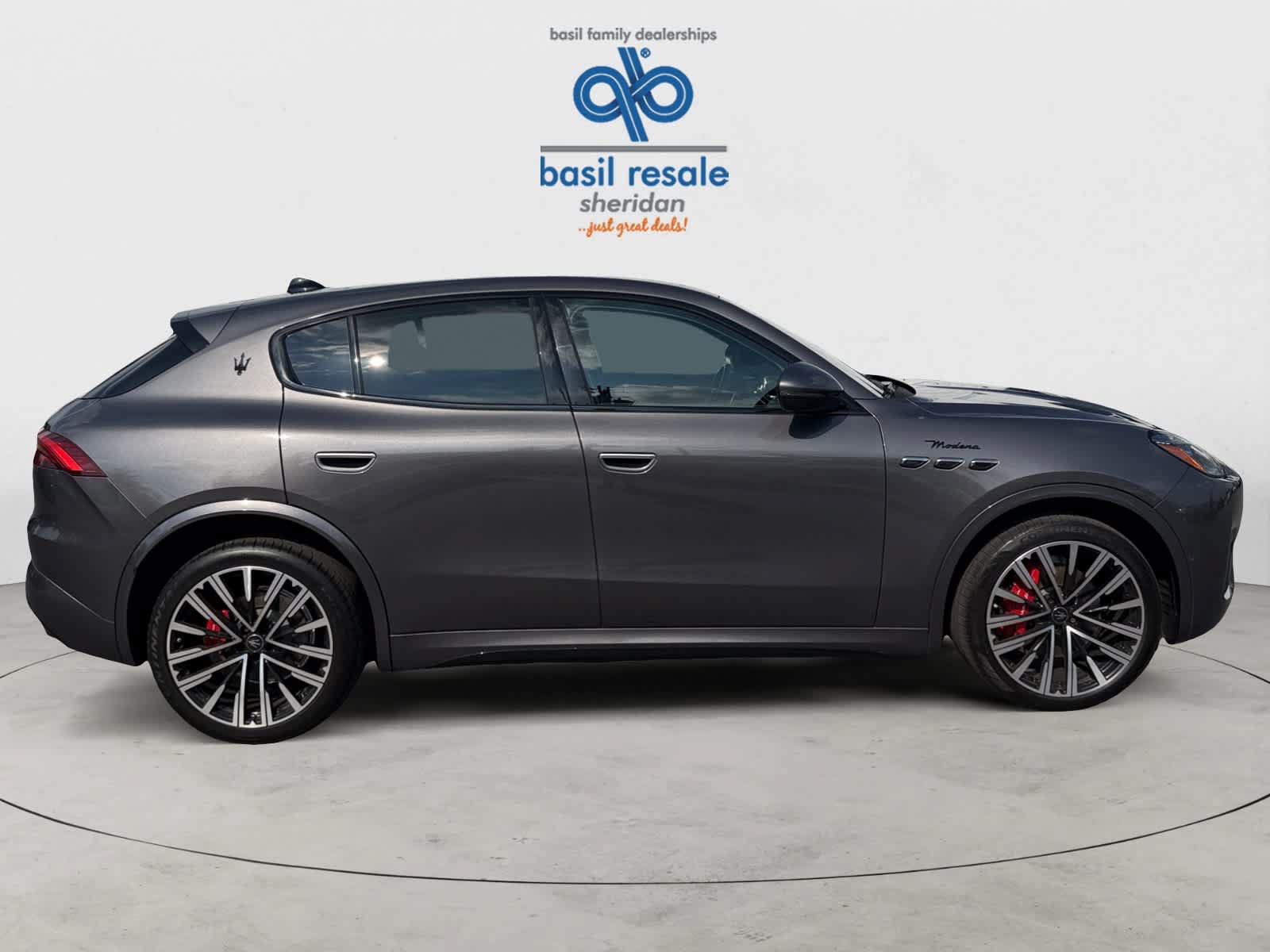 Used 2023 Maserati Grecale Modena AWD/4WD image 8