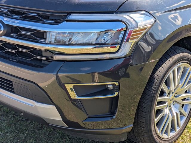 Used 2024 Ford Expedition Limited image 9