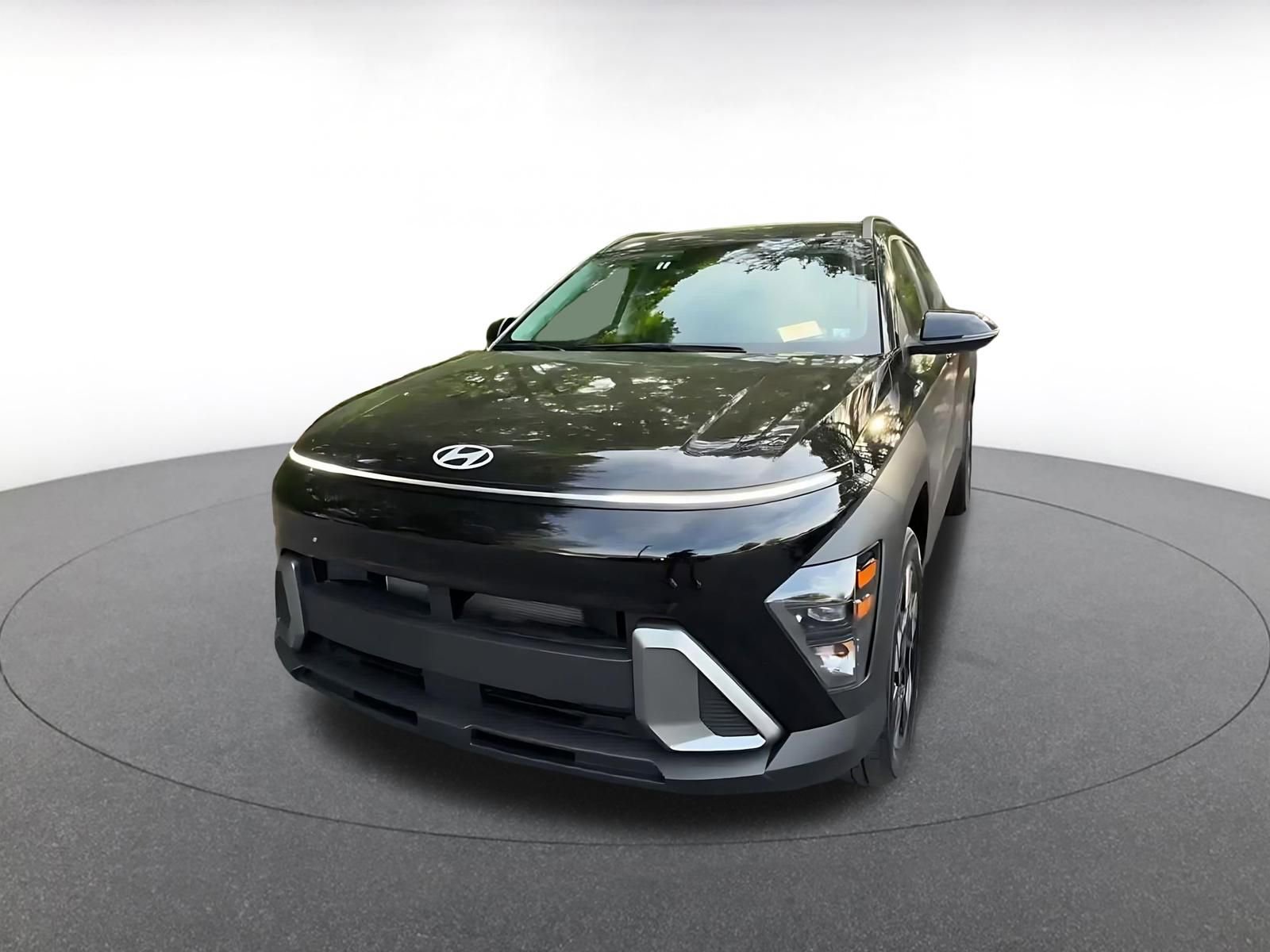 Used 2025 Hyundai Kona SEL image 7