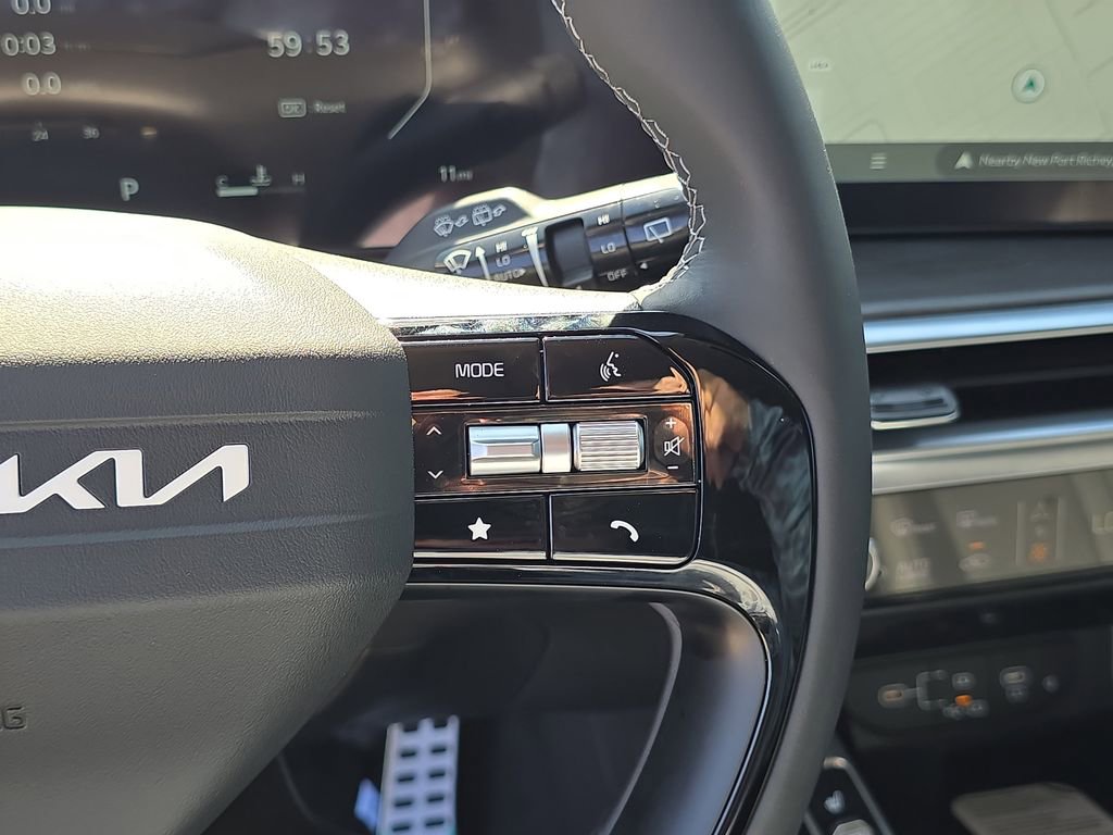 New 2026 Kia Sorento SX image 32